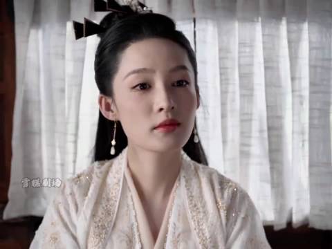 范闲与林婉儿第一次前往陈园，陈萍萍的住所极其奢华