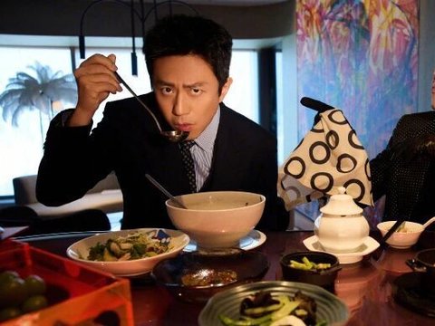 江西籍演员邓超入驻抖音后粉丝达518万，首个视频点赞超257万！称“想做这个世界上没有的”，网友：抽象界迎来了他们的神