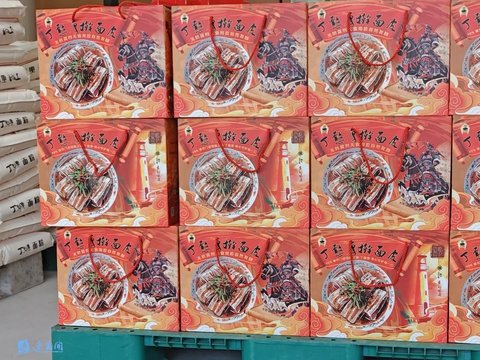 我的新年“特供”丨日产10吨 这碗擀面皮藏着宿迁人最地道的年味