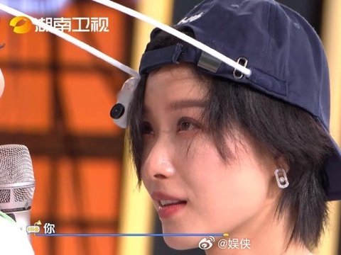 倪妮闫妮同台走心对话,戏外喊妈真情流露