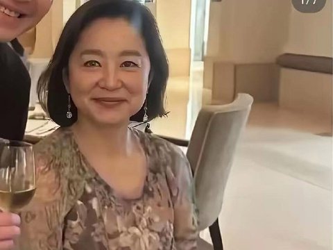 林青霞是如何看待衰老以及自己的白发和皱纹的？