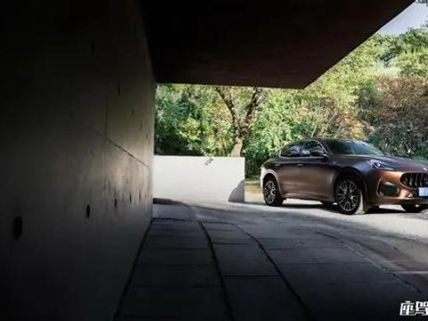 第二眼美女——玛莎拉蒂Grecale GT CAR REVIEWS