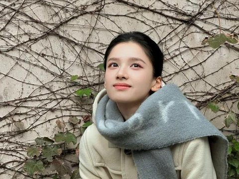 张婧仪、赵露思也难逃过气穿搭？