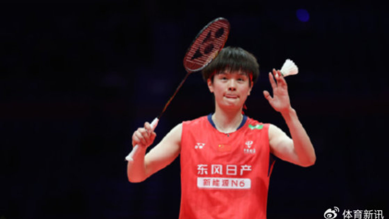 世界羽联年终总决赛，王祉怡2-0因达农