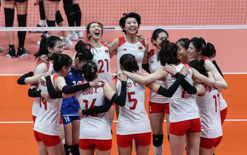 官宣，女排名将正式上任，担任领队，36岁，原是副主任，爸爸名帅