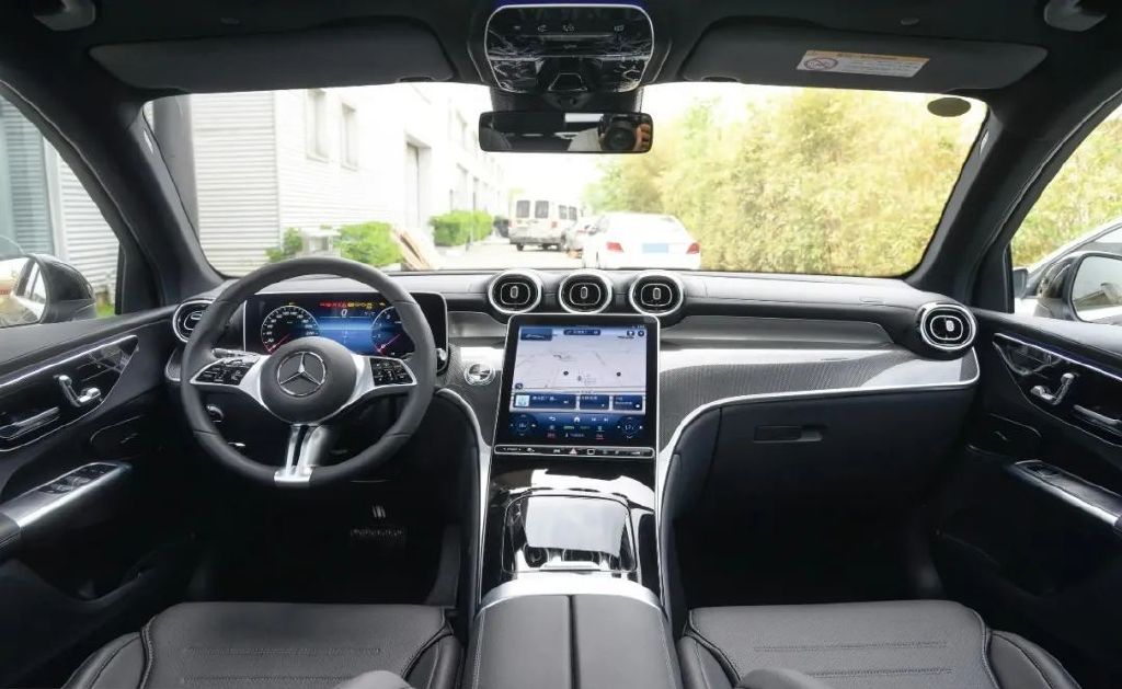 空间大、动力强还是增程SUV?理想/腾势/奔驰怎么选?