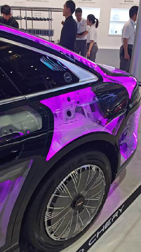 2025上海车展 奇瑞风云A9全透明车身！