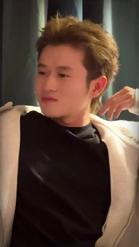 被工作室背刺了，请大家帮忙评评理