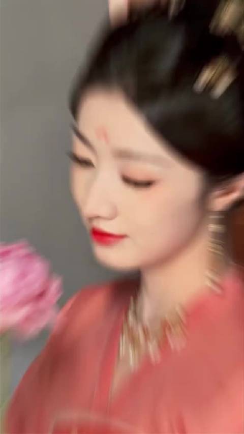 叮～美神小伍@黄羿 降临