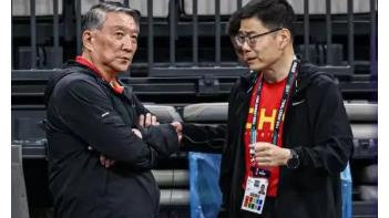 首次公开承认？宫鲁鸣认输了，九成球迷高呼让郑薇回归