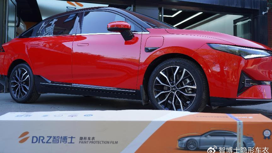 「小鹏 x 智博士」热情洋溢，很难不爱！