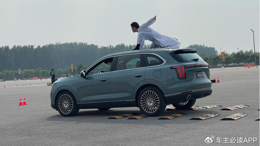 捷途X70L抢先试：15万级SUV的“CDC电磁悬架”竟然这么香！