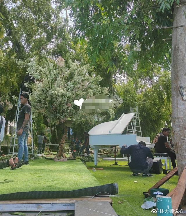 何超莲窦骁婚礼场地曝光:屹立悬崖边占地3600平,120名保镖护航休闲区蓝鸢梦想 - Www.slyday.coM 何超莲窦骁婚礼场地曝光:屹立悬崖边占地3600平,120名保镖护航休闲区蓝鸢梦想 - Www.slyday.coM