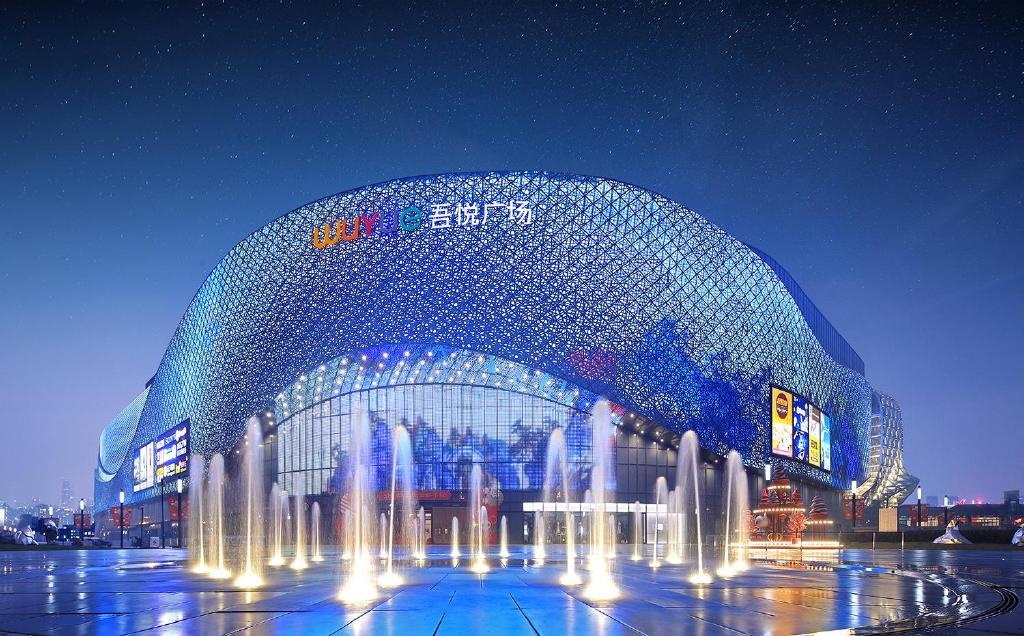 新城集团：“双轮驱动”半年收入428亿，新城穿越“暴风雨”