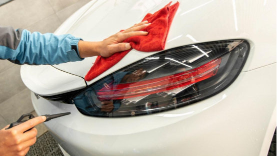 汽车贴膜大概多少钱一台？一文了解有哪些车衣品牌比较好！