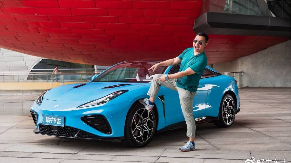 电车动辄3秒加速，大排量燃油性能车还有价值吗？