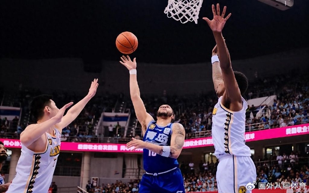官宣！青岛男篮四名外援全部确定，刘维伟保八争四