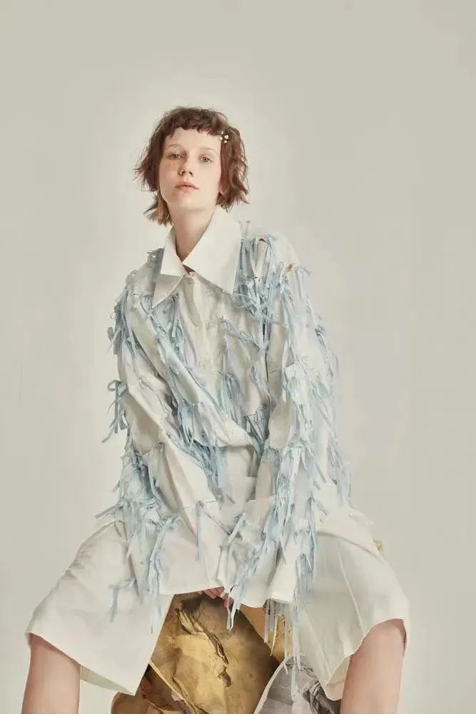 设计灵感|解构主义,叛逆的时装艺术14 设计灵感|解构主义,叛逆的时装艺术