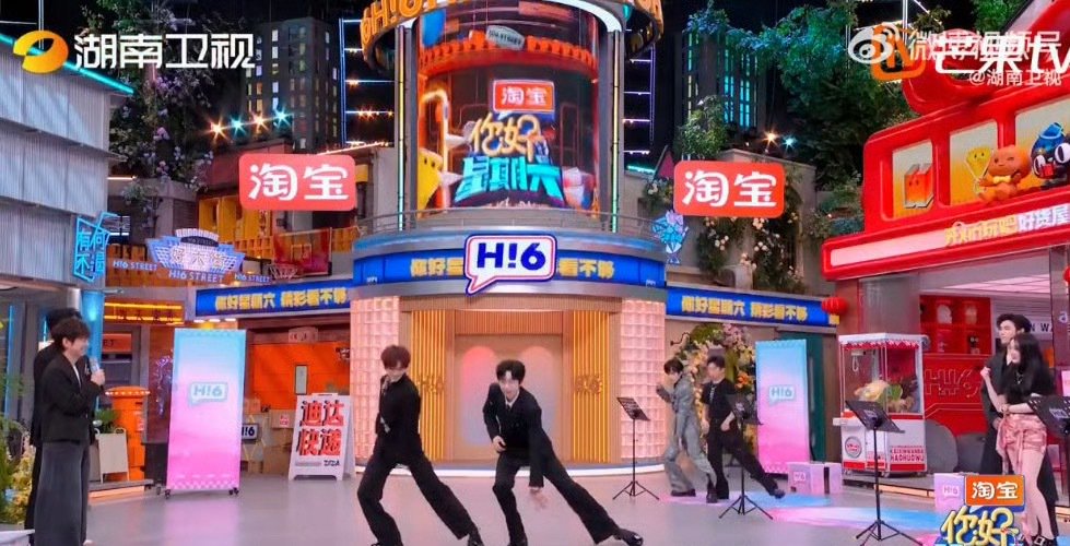 刘宇宁跳舞这段儿也太养眼了吧，大长腿就应该这么用 ！