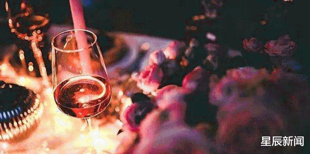 妻子生下女儿遭重男轻女的丈夫嫌弃,再次怀孕却被其要求打掉孩子,一口拒绝后竟突然死在路边休闲区蓝鸢梦想 - Www.slyday.coM 妻子生下女儿遭重男轻女的丈夫嫌弃,再次怀孕却被其要求打掉孩子,一口拒绝后竟突然死在路边休闲区蓝鸢梦想 - Www.slyday.coM