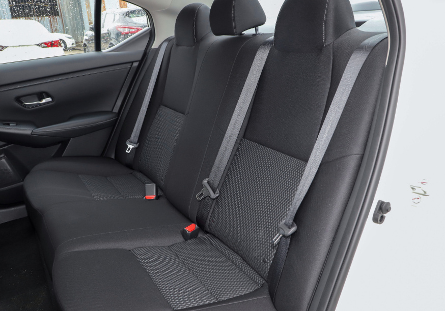 合资紧凑型轿车大比拼:雪佛兰科鲁泽VS日产轩逸谁更强?