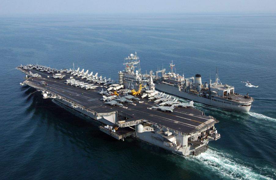 首艘120000吨航母即将面世，采用电磁弹射系统，顶得上两艘“山东”舰？肯尼迪航母美海军_新浪新闻