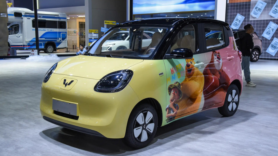 宏光MINIEV怎么买？放弃4.48万丐版，205公里续航，选5.08万顶配