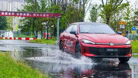GT不熄 凌感全开 全新凌渡L媒体试驾会热力上演
