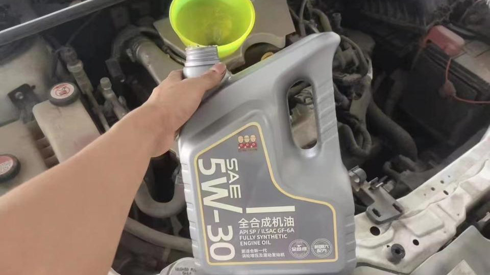 秋日守护，让您的爱车焕然一新 ——秋天第一次汽车保养指南