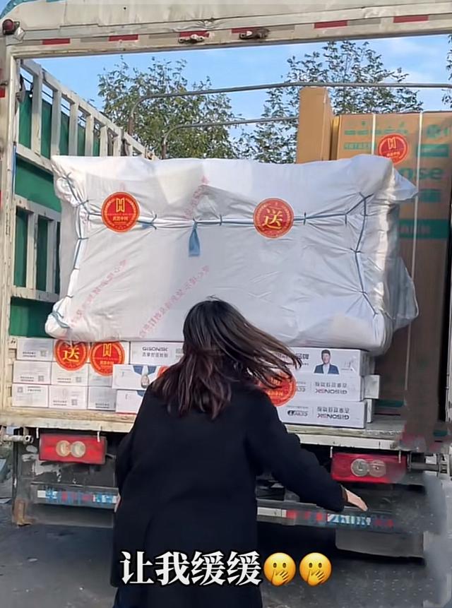 入住毛坯房的95后女孩:目前忙着装修和相亲,家人从反对到支持,已有商家来合作休闲区蓝鸢梦想 - Www.slyday.coM 入住毛坯房的95后女孩:目前忙着装修和相亲,家人从反对到支持,已有商家来合作休闲区蓝鸢梦想 - Www.slyday.coM