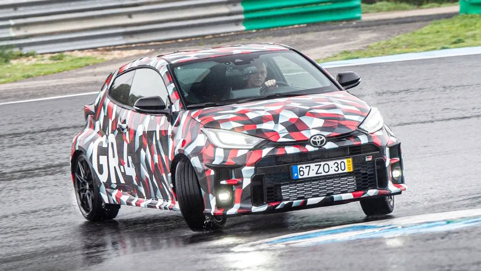 雅力士老总_丰田雅力士