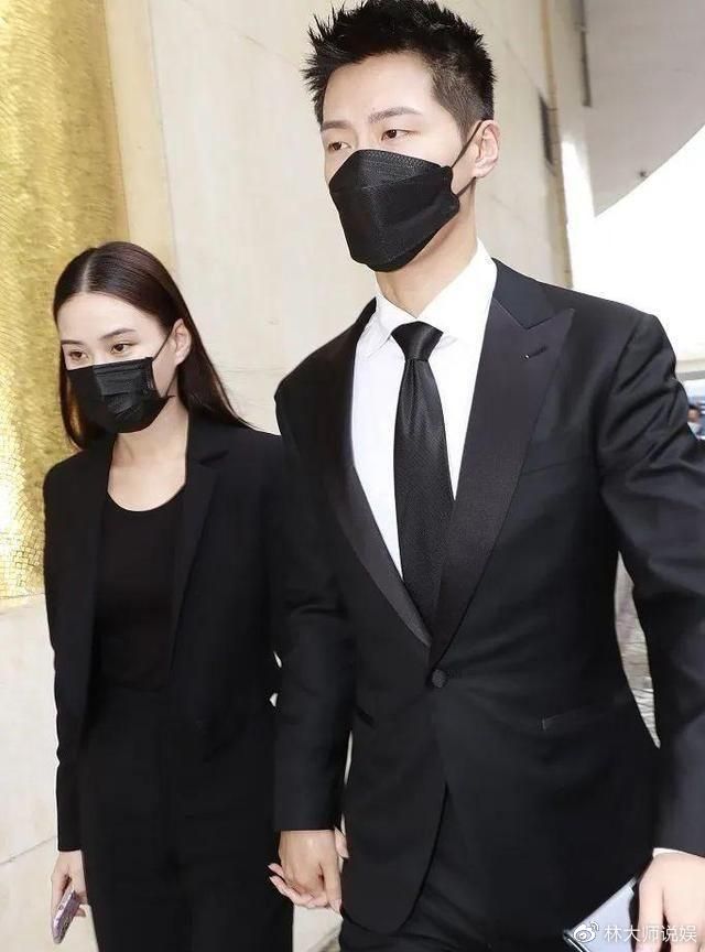 何超莲窦骁婚礼场地曝光:屹立悬崖边占地3600平,120名保镖护航休闲区蓝鸢梦想 - Www.slyday.coM 何超莲窦骁婚礼场地曝光:屹立悬崖边占地3600平,120名保镖护航休闲区蓝鸢梦想 - Www.slyday.coM