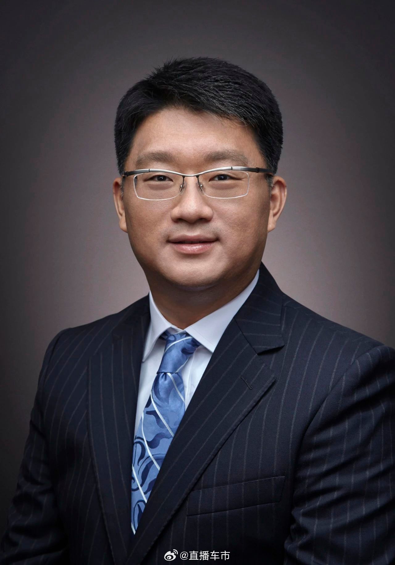 上汽大众总经理贾健旭、智己汽车CEO蒋峻、上汽乘用车分公司总经……