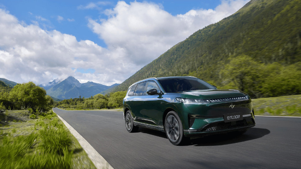 家庭大五座新标杆，eπ008五座版的多维升维