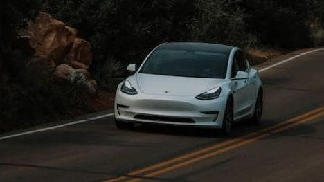 新能源电动车突然爆发式占领市场的原因