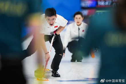 冬奥快讯丨两连胜！冰壶混双循环赛中国“智圆”组合胜<a href=