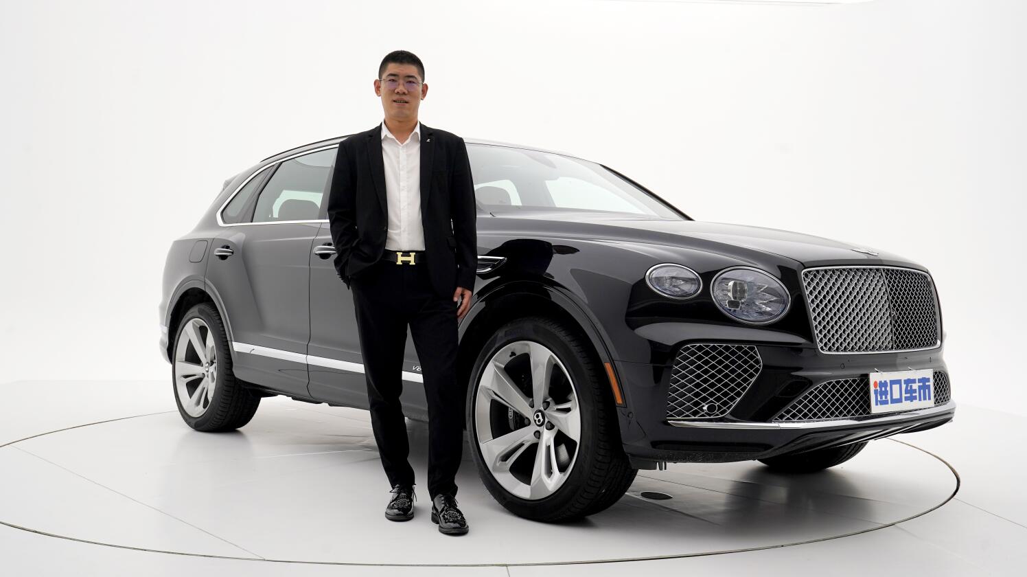 乘驾体验优秀 21款宾利添越实拍