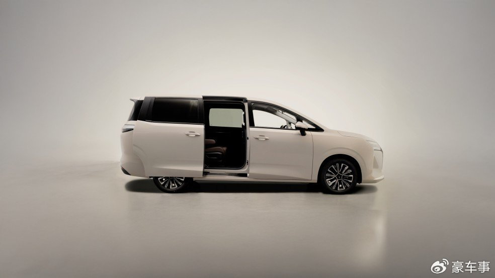 正式开订！「全能舒享大7座」星光730，全国220城已到车！