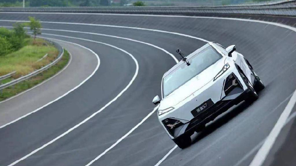 长测见真章，深蓝S7超感驾控以技服人