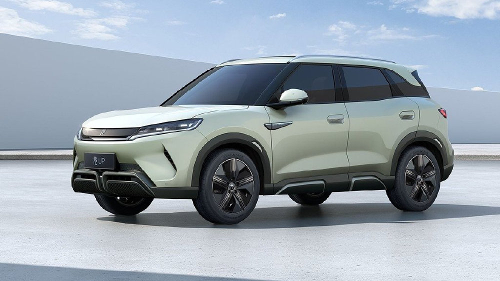 不到10万的热门SUV 比亚迪元UP和传祺GS3怎么选？