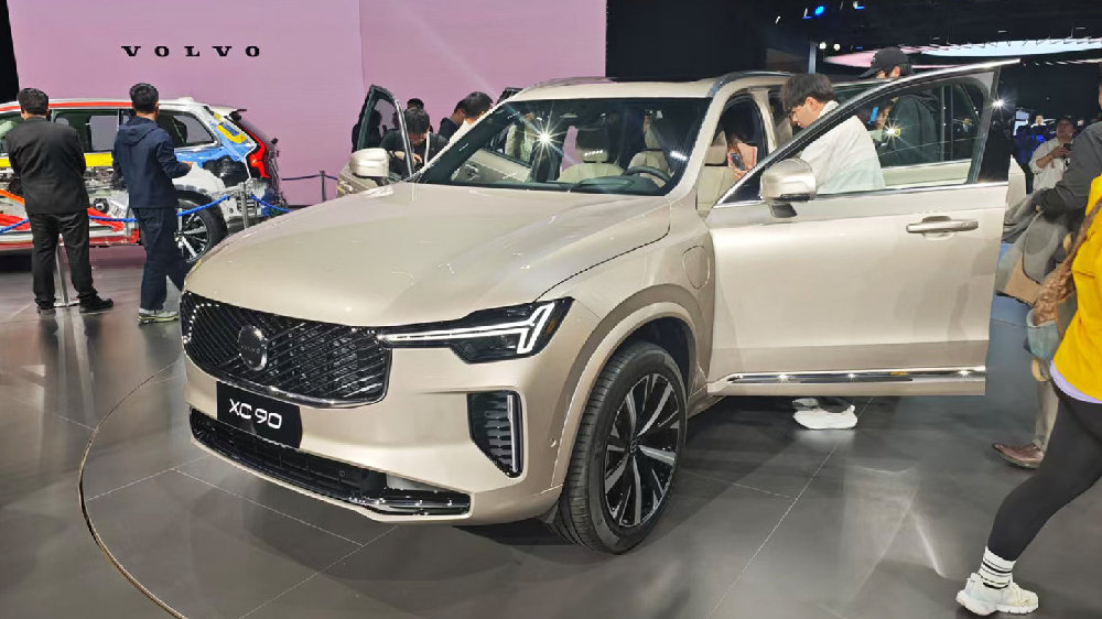 售价47.9万~67.9万，敢竞争奥迪Q7宝马X5？沃尔沃全新XC90咋样？