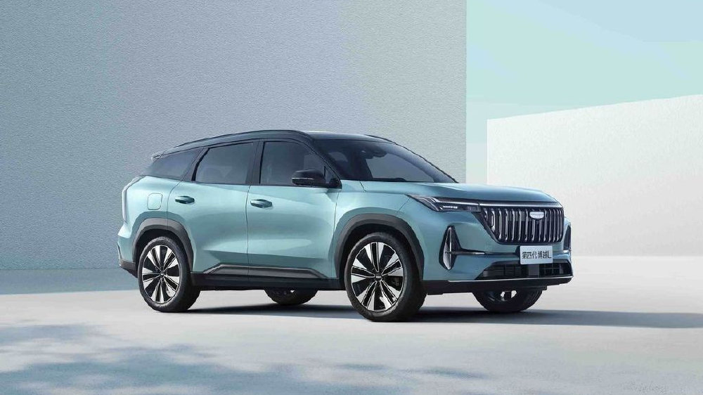 燃油/纯电/插混齐发 三款新车同日上市 最低售9.99万元起