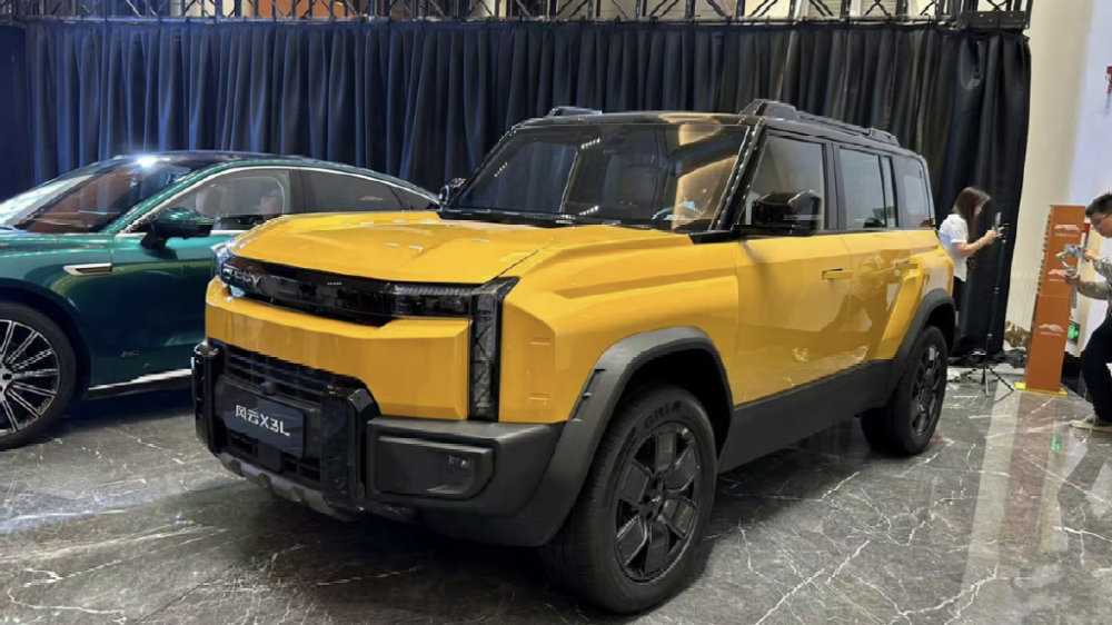 奇瑞风云X3L亮相，又一方盒子，1.5T增程有戏吗？