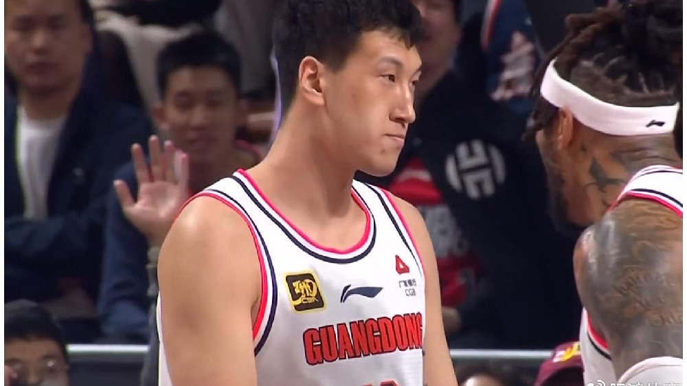 7连胜后！广东队重建内线群，扶正王少杰，挤走徐昕，弃用莫兰德