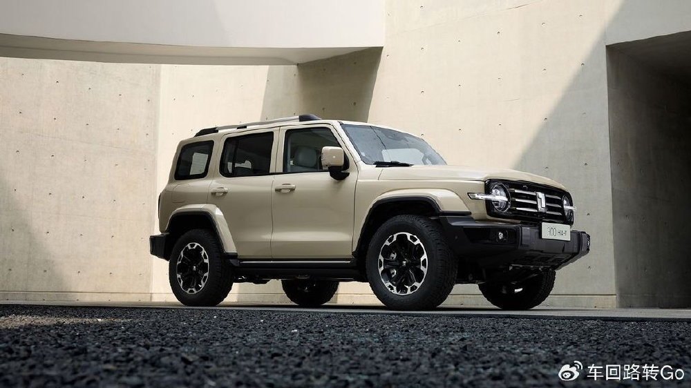 25万级硬派SUV双雄对决！豹5 VS 坦克300 Hi4-T 你怎么选？