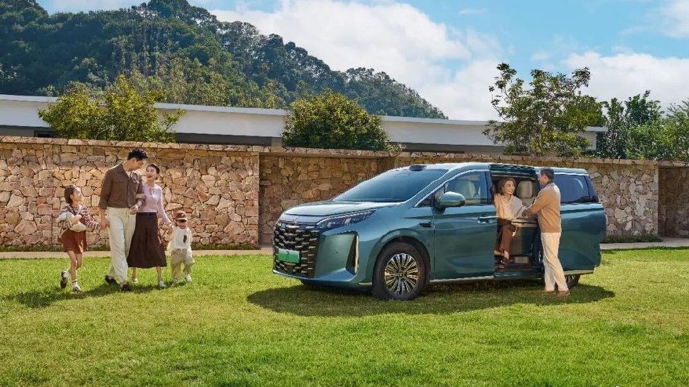 19.68万起，26款比亚迪夏正式上市！