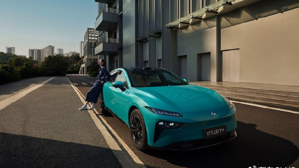 东风奕派eπ007+上市限时售13.99万起 双动力可选 标配激光雷达