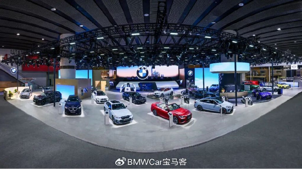 2026款宝马X5增配版、M3旅行车等车型亮相广州车展