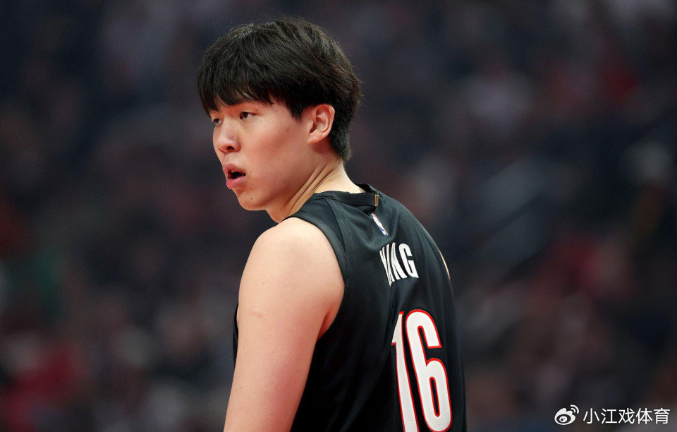 杨瀚森首秀在中国球员中什么水平？低于易建联王治郅 得分超姚明周琦