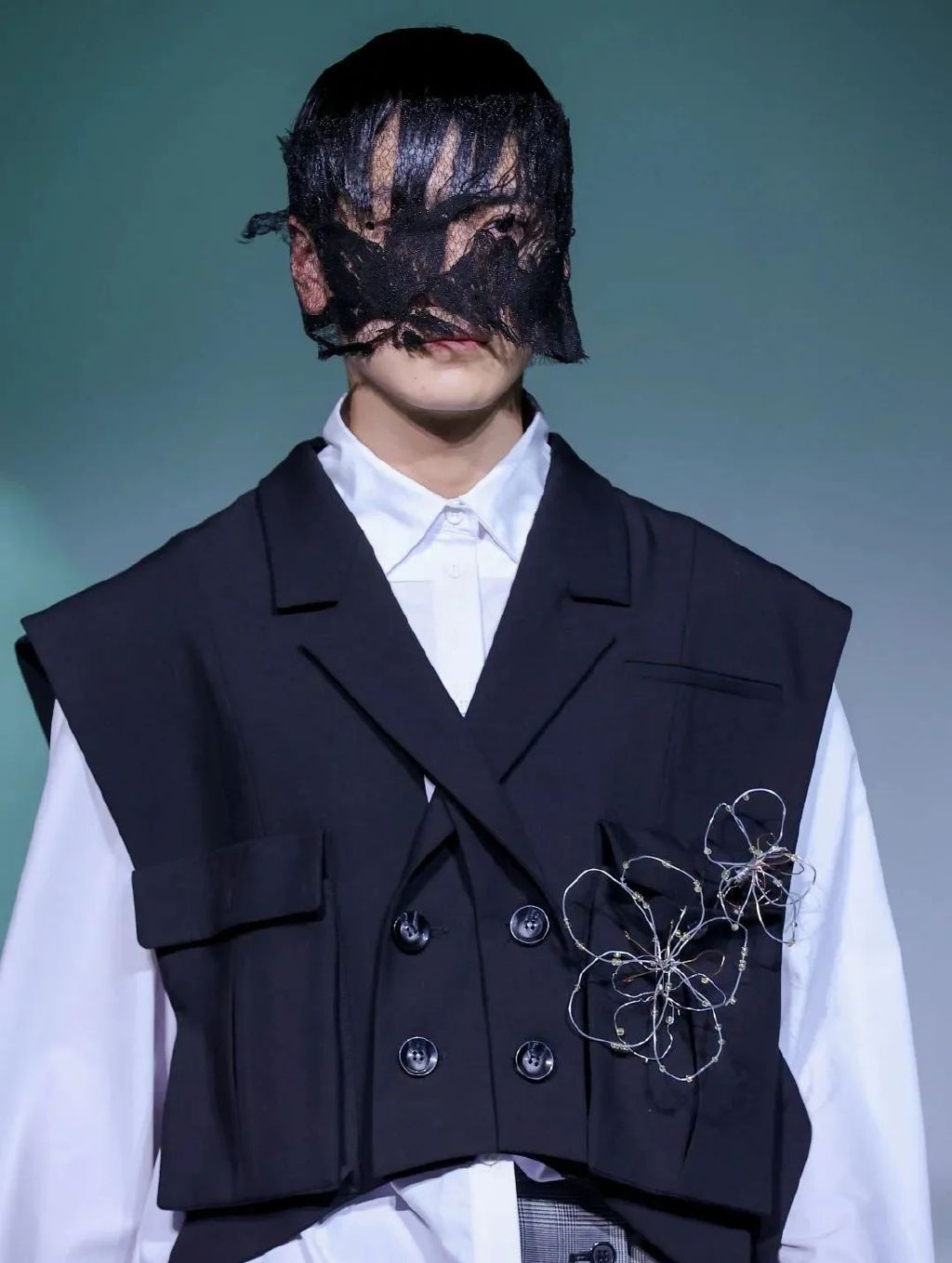 设计灵感|解构主义,叛逆的时装艺术17 设计灵感|解构主义,叛逆的时装艺术